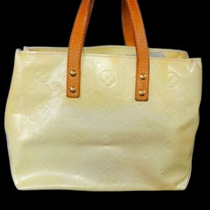 Louis Vuitton Embossed Patent Leather Vernis Reade Yellow